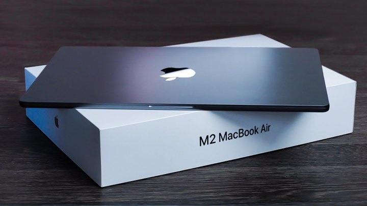 MacBook Air M2 bị bóp hiệu năng đến 25% vì quá nóng khi full-load